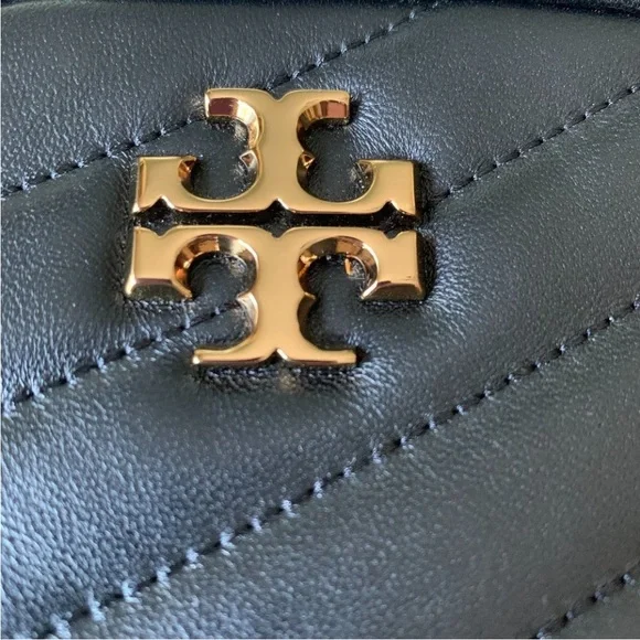 Tory Burch Kira Chevron camera bag - Picture 9 of 13